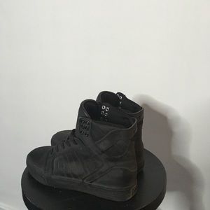 Supra Skytop
